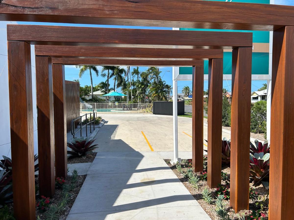 Galaxy Mackay Motor Inn Exterior photo