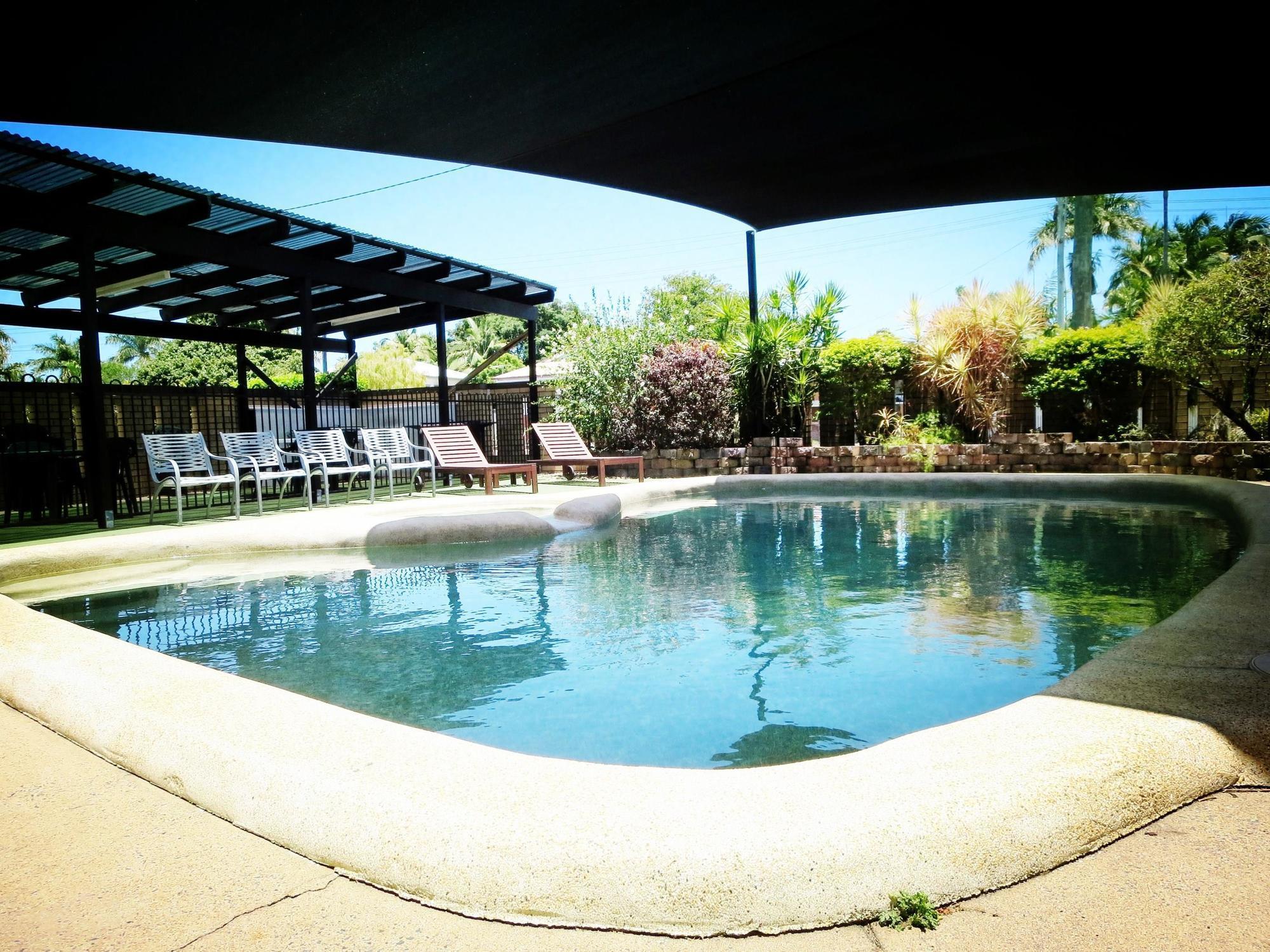 Galaxy Mackay Motor Inn Exterior photo